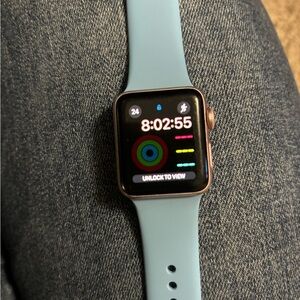Apple Watch series 2 works as it should comes with charging cord